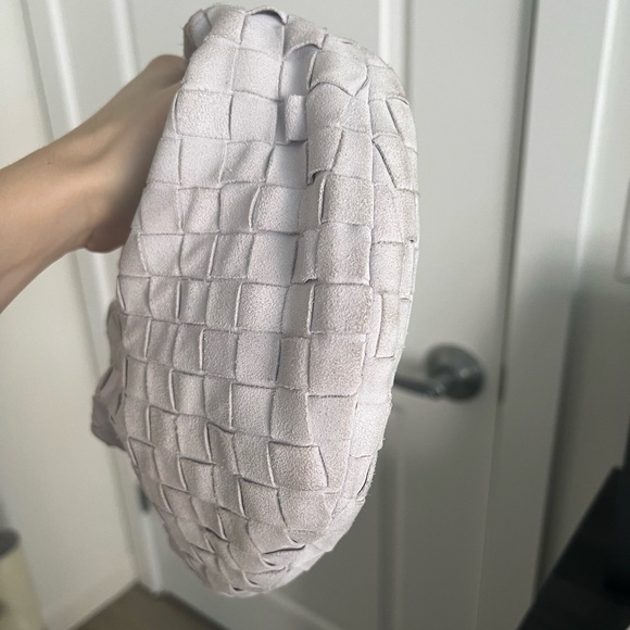 Bottega Veneta Mini Jodie Bag in Lavender Suede - Picture 4 of 9